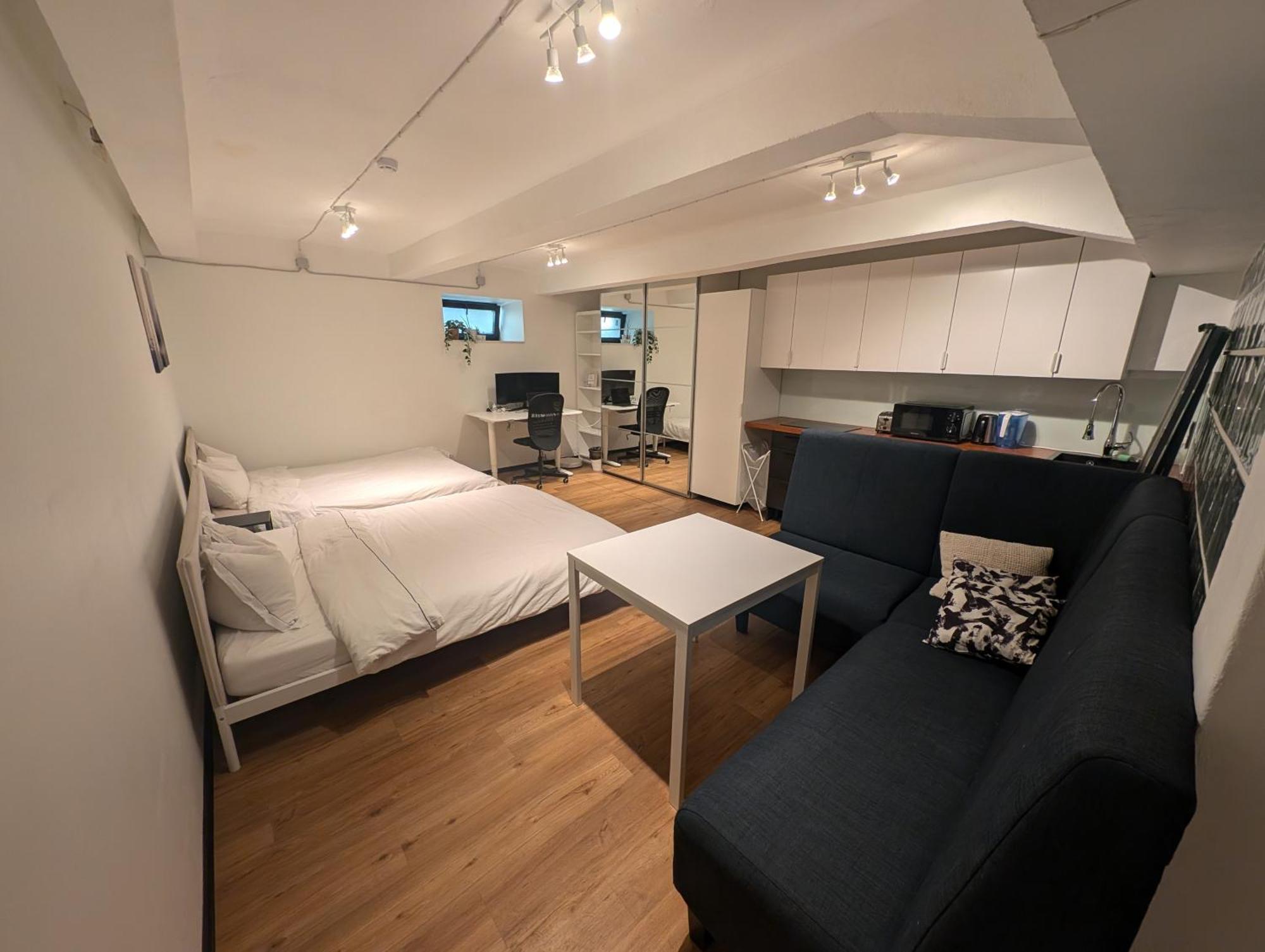 Dana-Entire Apartment Very Quiet And Central 2 塔林 外观 照片